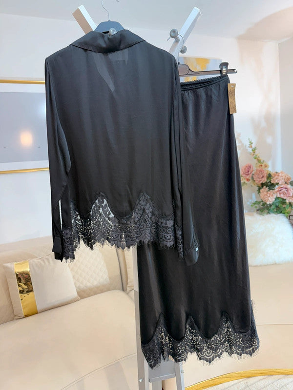 Completo blusa e gonna nera in viscosa con pizzo Made in Italy