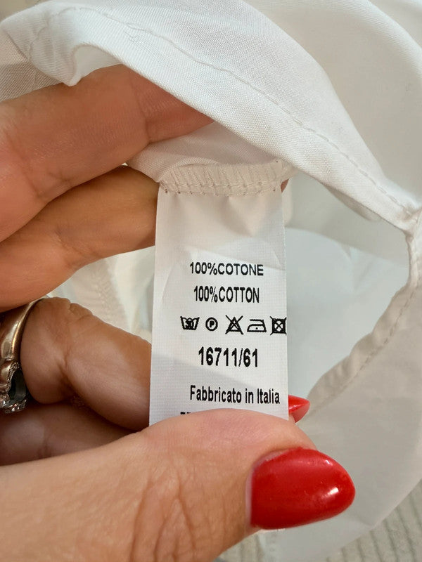 Camicia oversize bianca con bottoni gioiello perla 🤍