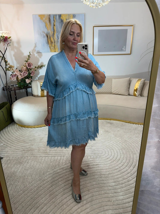 Abito corto in lyocell con balze – Made in Italy