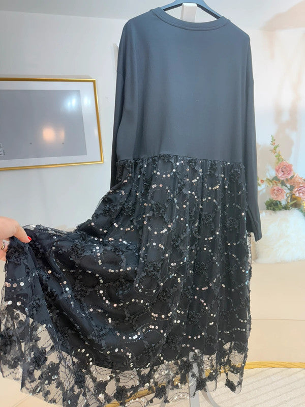 Vestito lungo con pizzo e paillettes