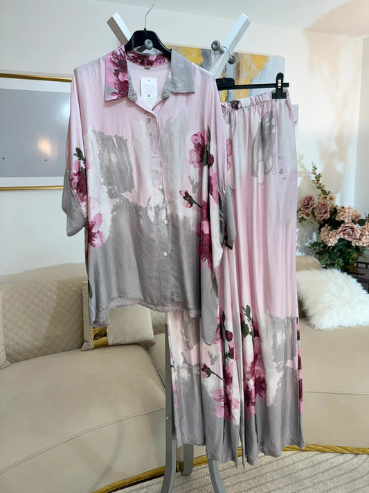 Completo blusa + pantalone viscosa floreale 🌸
