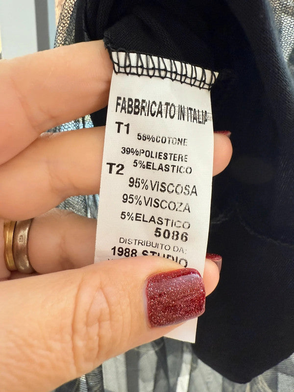 Vestito con gonna asimmetrica in tulle – nero