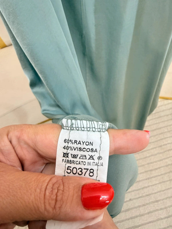 Vestito oversize fluido verde salvia Made in Italy