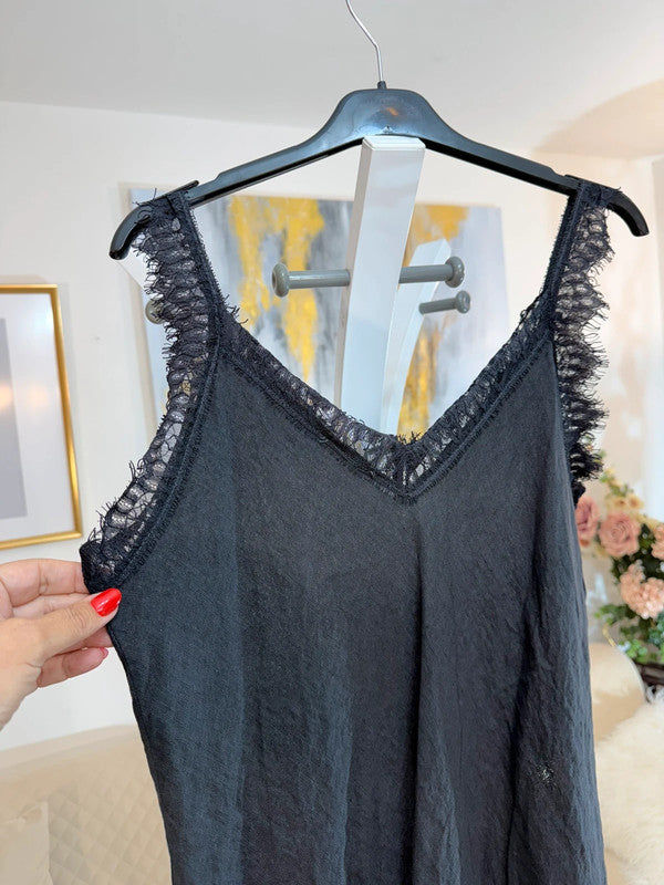 Vestito lungo in lino con pizzo – taglio in sbieco Made in Italy