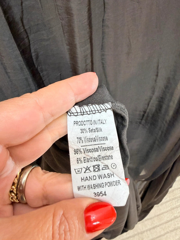 Vestito lungo in seta e viscosa con sottoveste – oversize fluido Made in Italy