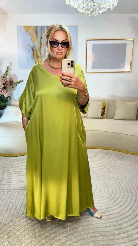 Vestito oversize fluido in viscosa verde lime