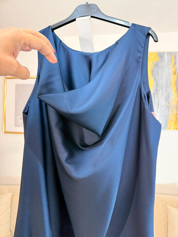 Top satinato con pizzo blu elegante oversize