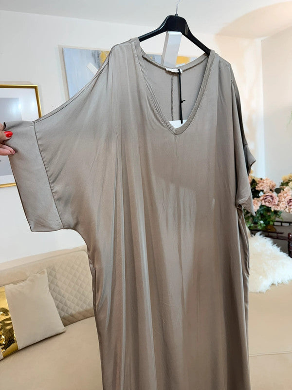 Vestito oversize fluido in viscosa tortora