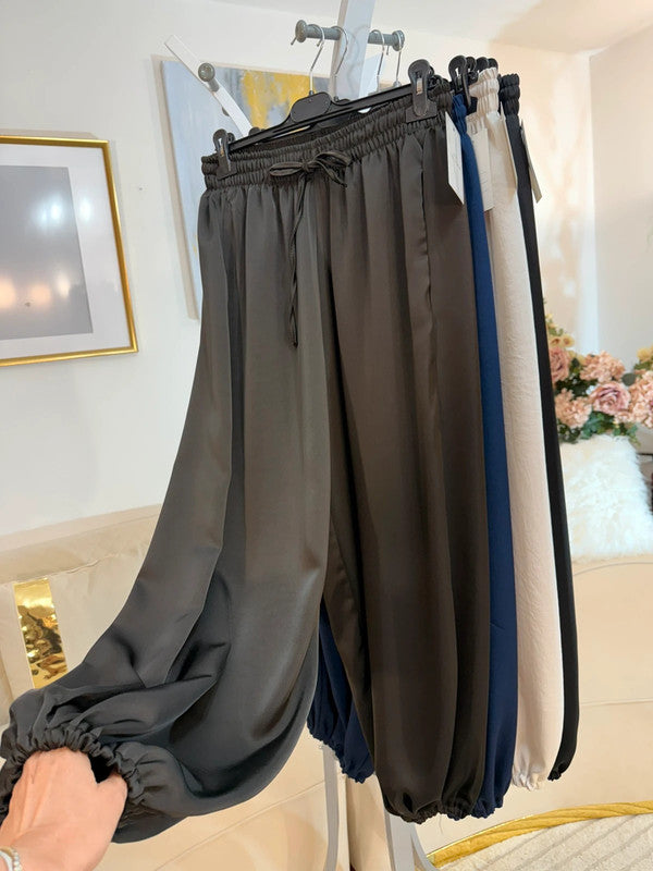 Pantaloni harem satinati oversize Made in Italy