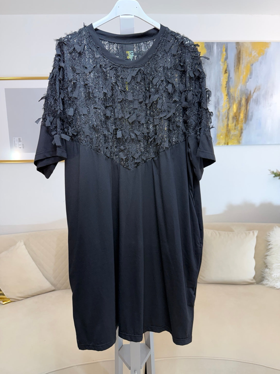 Abito nero curvy oversize 2XL con dettaglio applicazioni decorative