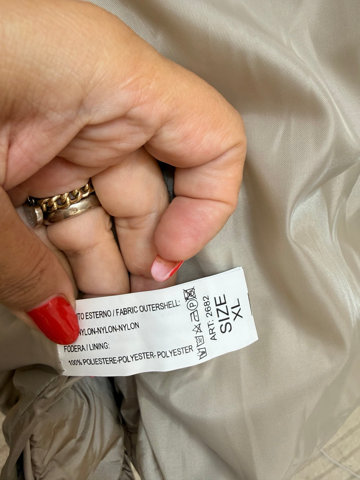 Poncho gilet imbottito tortora - etichetta composizione e taglia XL