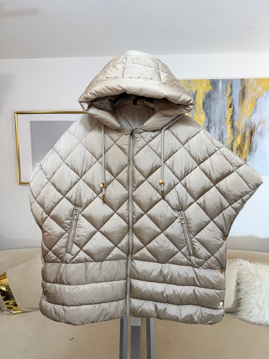 Poncho gilet imbottito oversize con cappuccio – Tortora